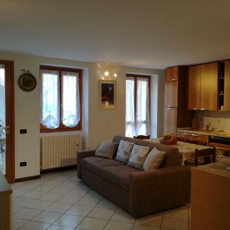 Appartamento Borgo AnticoOliveto Lario エクステリア 写真