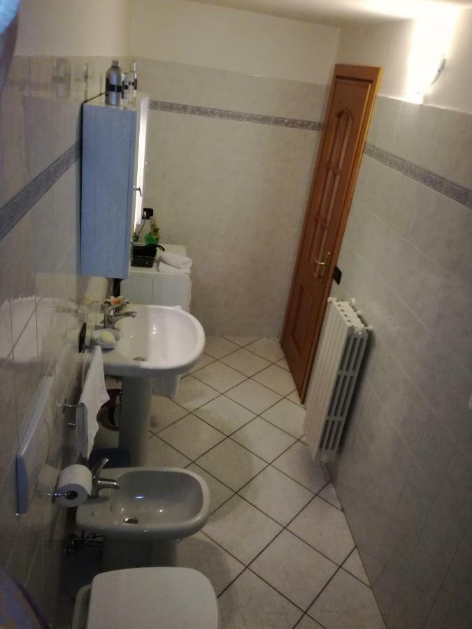 Appartamento Borgo AnticoOliveto Lario エクステリア 写真
